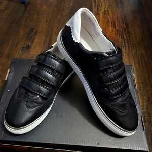 Women's Black Leather Sneakers